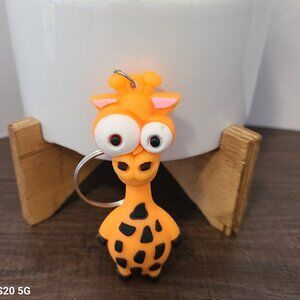 Unbranded Bug-Eyed Giraffe Keychain Multi-Color NEW Unisex House Car School Keys
